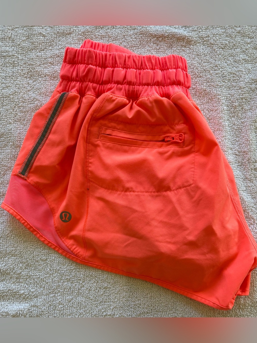 Lululemon Hotty Hot Short